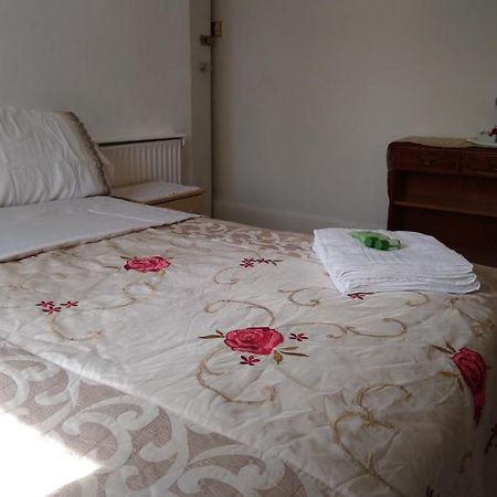 Renovated 4-Bed Home - Sleeps 9 - Parking - Spa Blackpool Exteriér fotografie