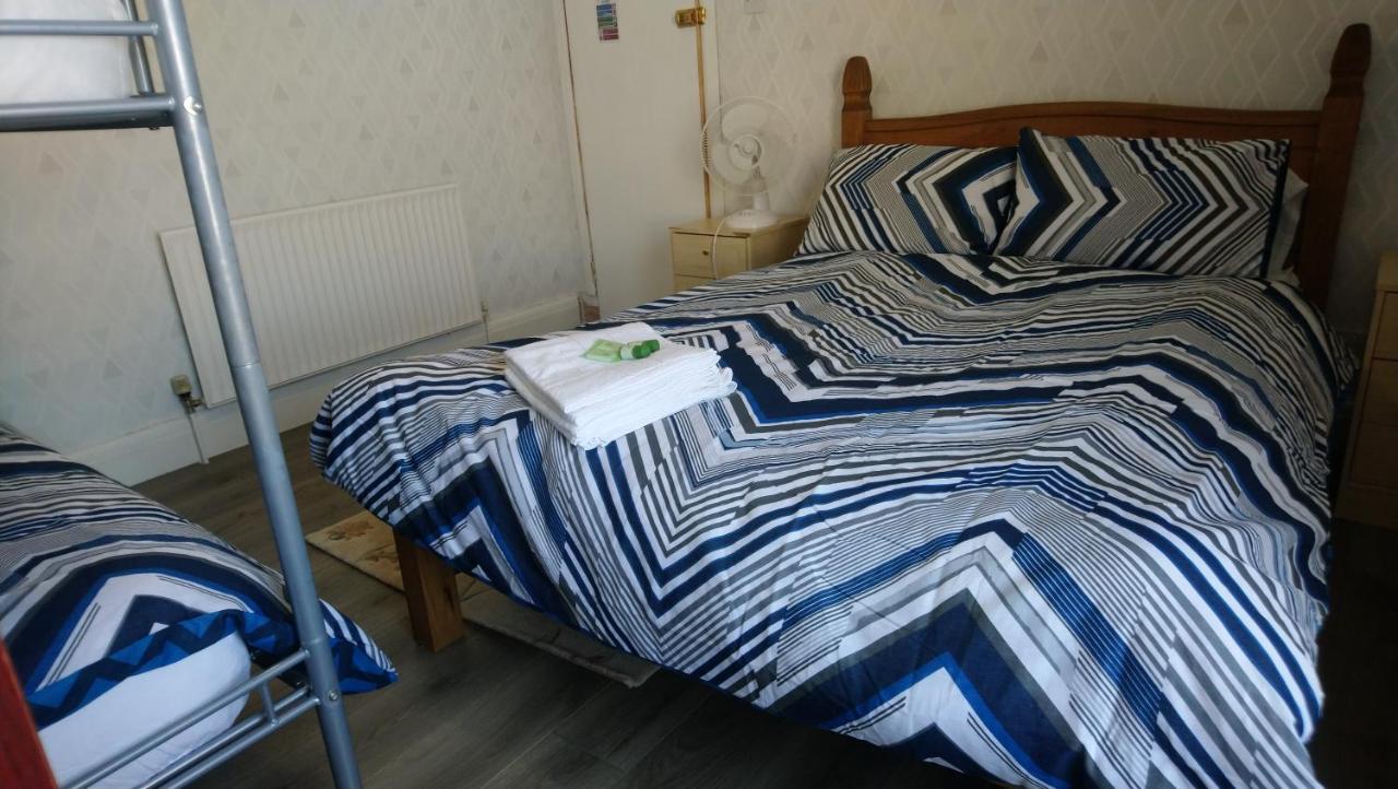 Renovated 4-Bed Home - Sleeps 9 - Parking - Spa Blackpool Exteriér fotografie