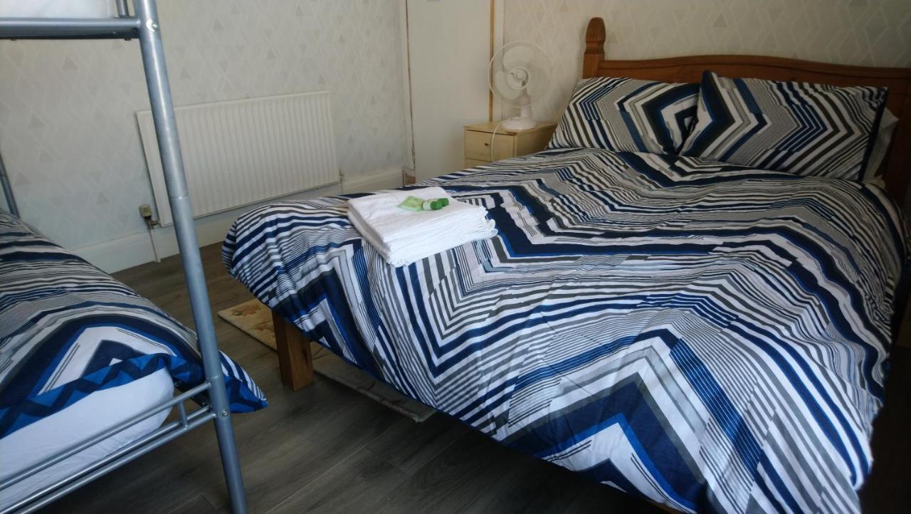 Renovated 4-Bed Home - Sleeps 9 - Parking - Spa Blackpool Exteriér fotografie